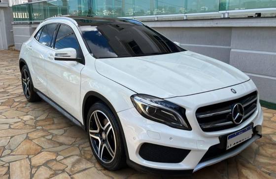 MERCEDES-BENZ GLA 250 2.0 16V TURBO GASOLINA SPORT 4P AUTOMÁTICO